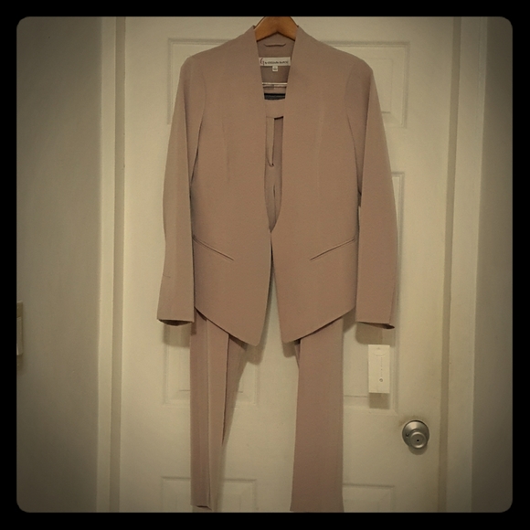 NWT Neutral Beige Pant Suit - Picture 1 of 9